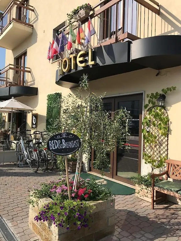 B City Hotel Bardolino