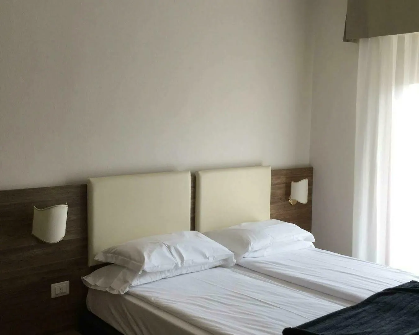 B City Hotel Bardolino