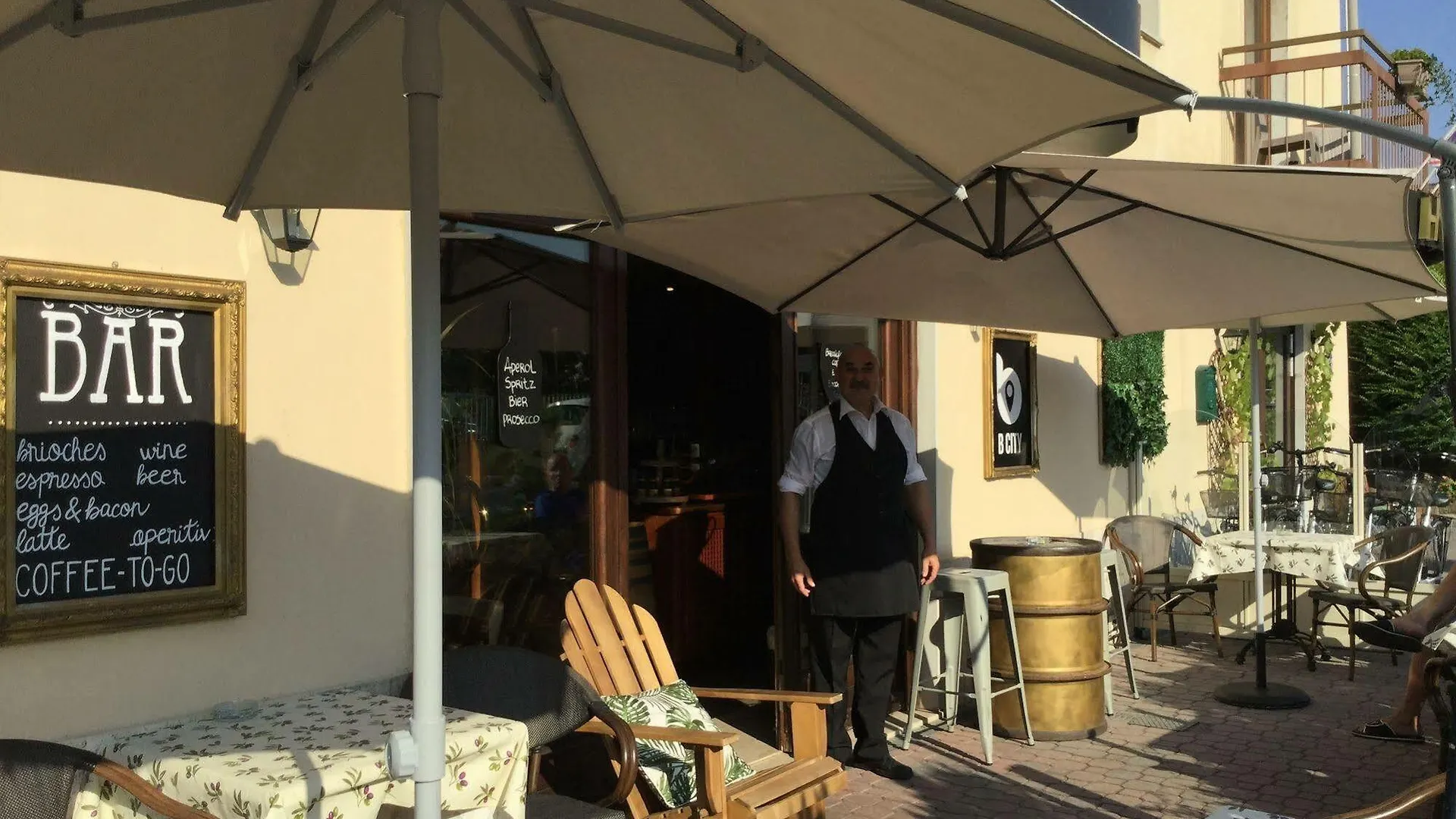 B City Hotel Bardolino 2*,  Italy