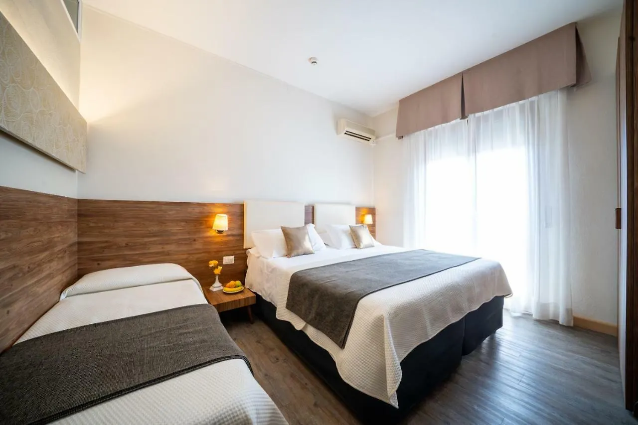 B City Hotel バルドリーノ
