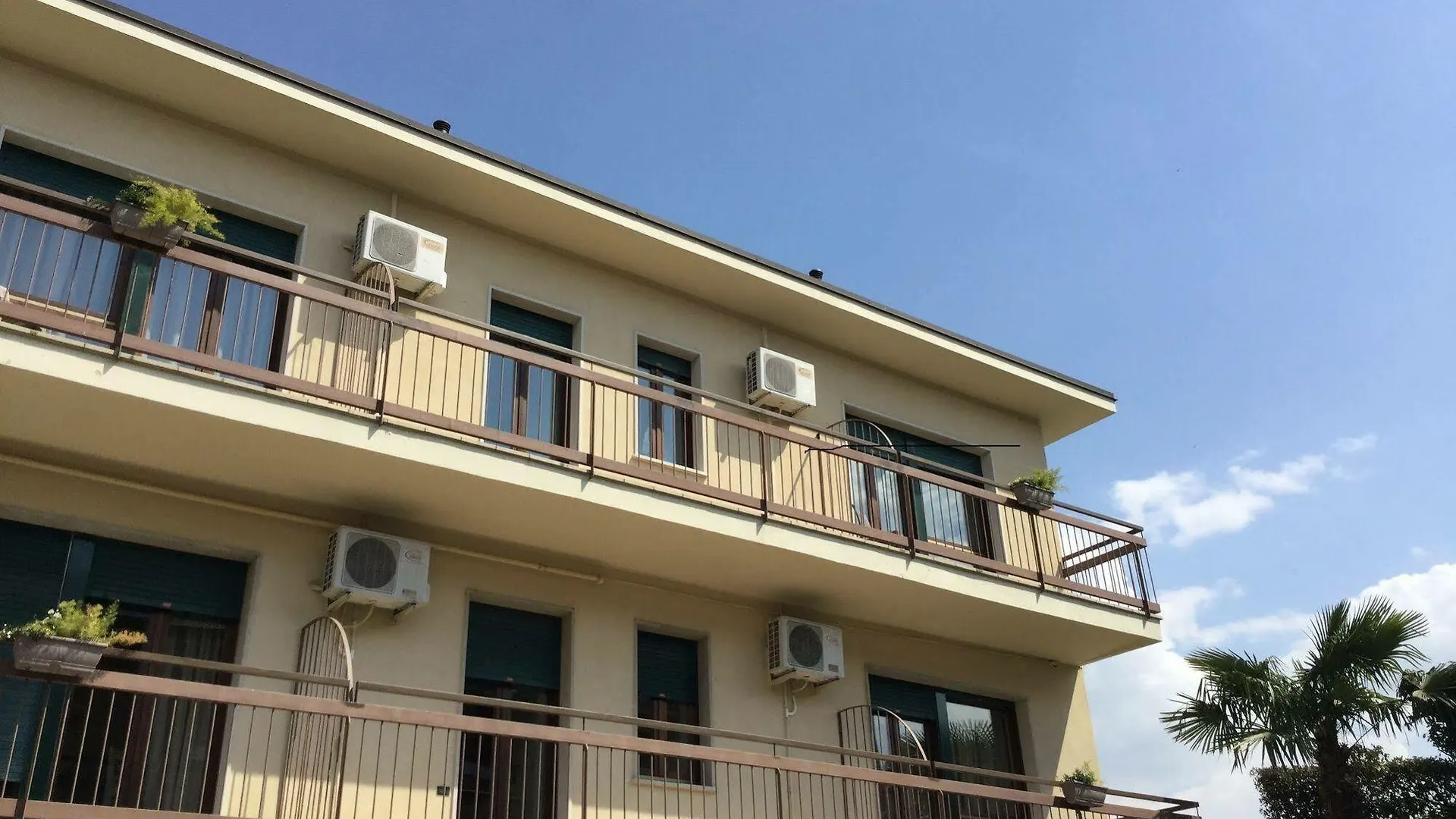 B City Hotel Bardolino
